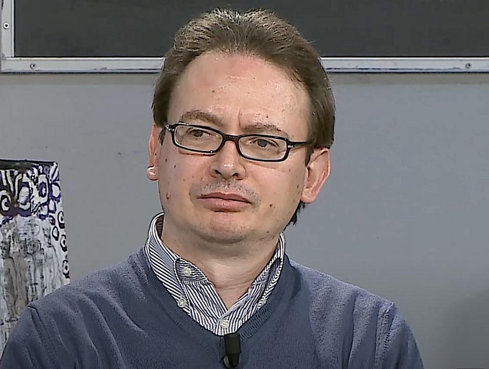 alt=