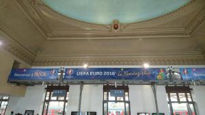 Scontri fra tifosi inglesi e russi a Marsiglia